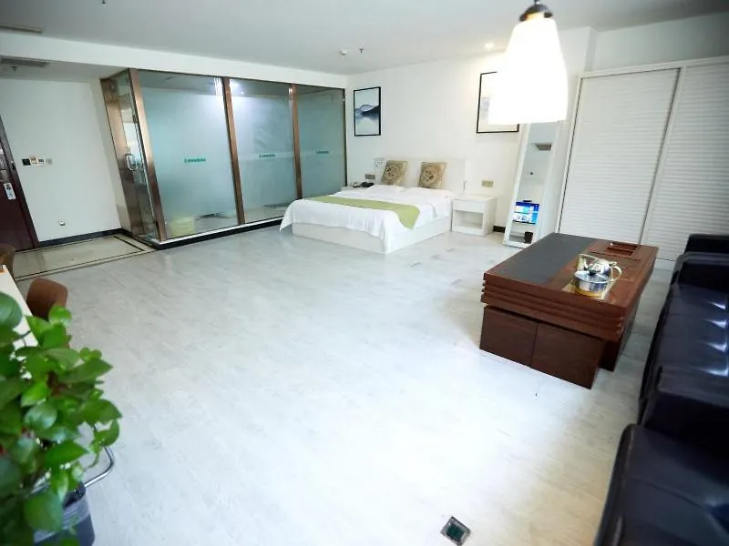 Greentree Alliance Xinxiang Train Station Hotel Kína